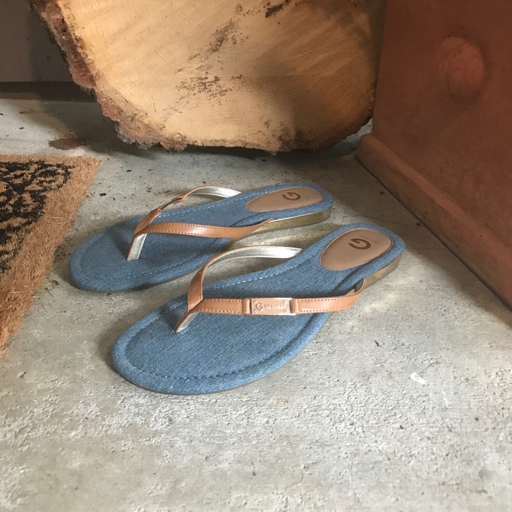 Guess sandals never worn