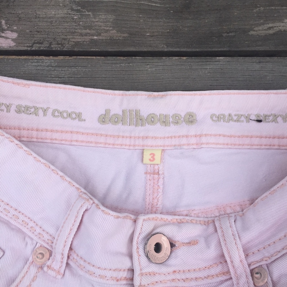 DOLLHOUSE PINK SHORTS SZ 3 MINI DENIM JEAN - Picture 3 of 3