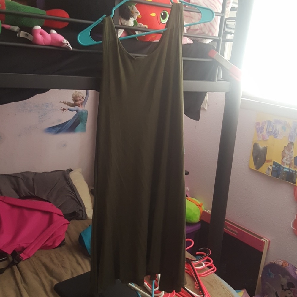 forest green dress
