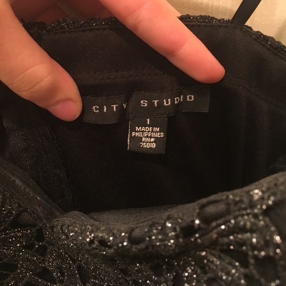 HOMECOMING DRESS - Picture 2 of 3