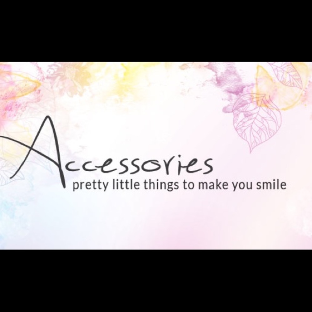 ACCESSORIES ARE YOUR OUTFIT'S COMPLETION N CLOSURE