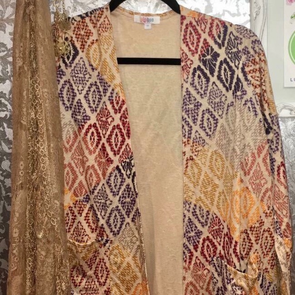LuLaRoe Sarah Cardigan *SOLD*