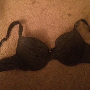 40 C grey bra