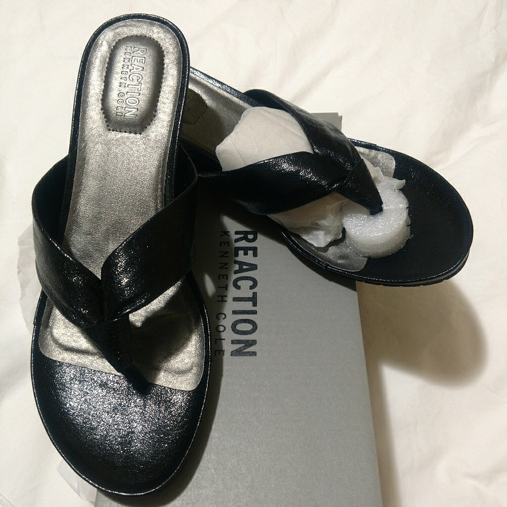 Kenneth Cole Reaction Sandals