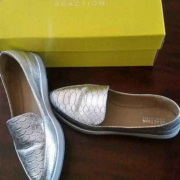 Shoes - Picture 3 of 3