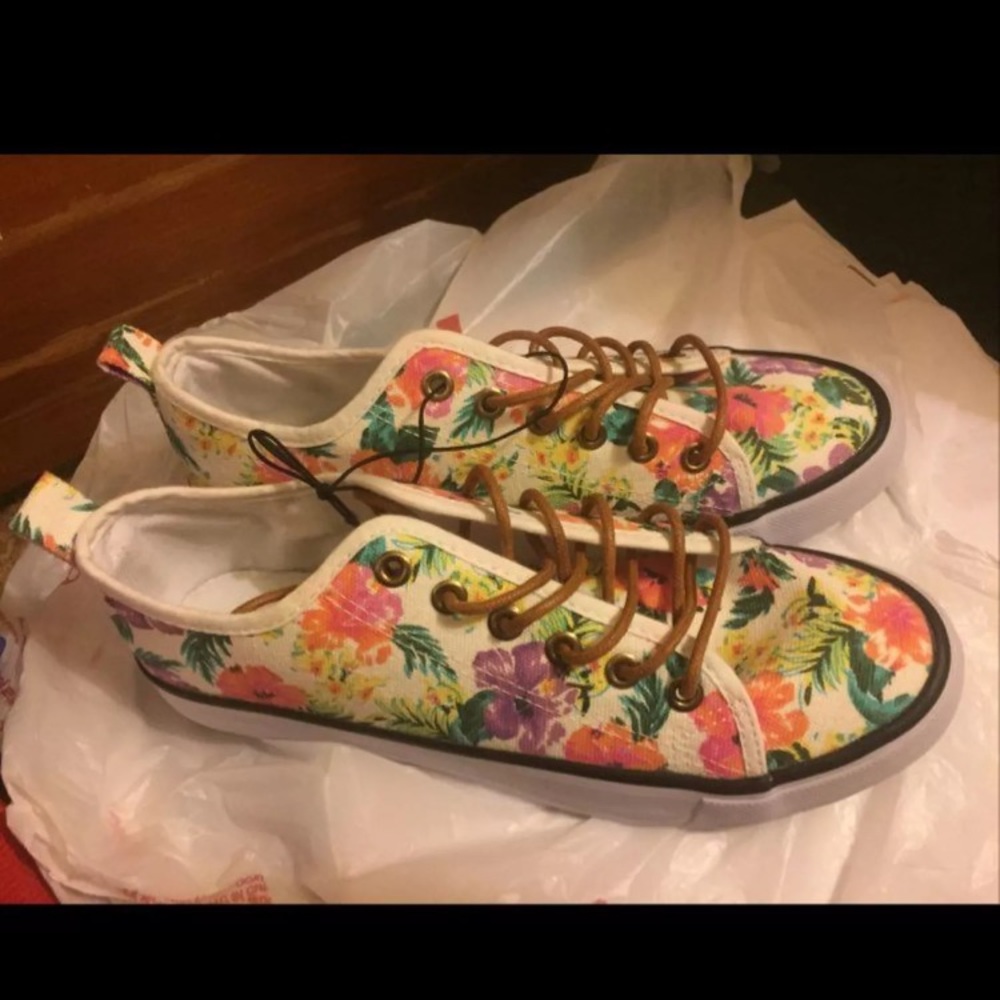 Floral shoes
