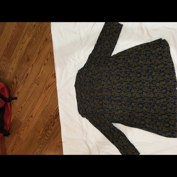 Winter Kate Collection. Beautiful print and color - Picture 6 of 6