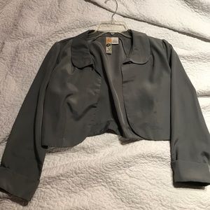 Cropped jacket/shrug Cropped jacket/shrug