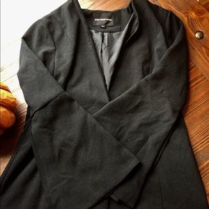 Who What Wear bell sleeved blazer! Who What Wear bell sleeved blazer!