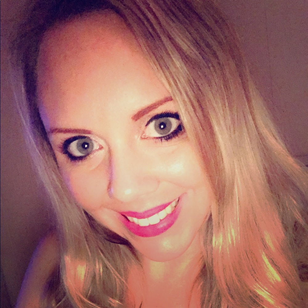 Meet your Posher, Kayla