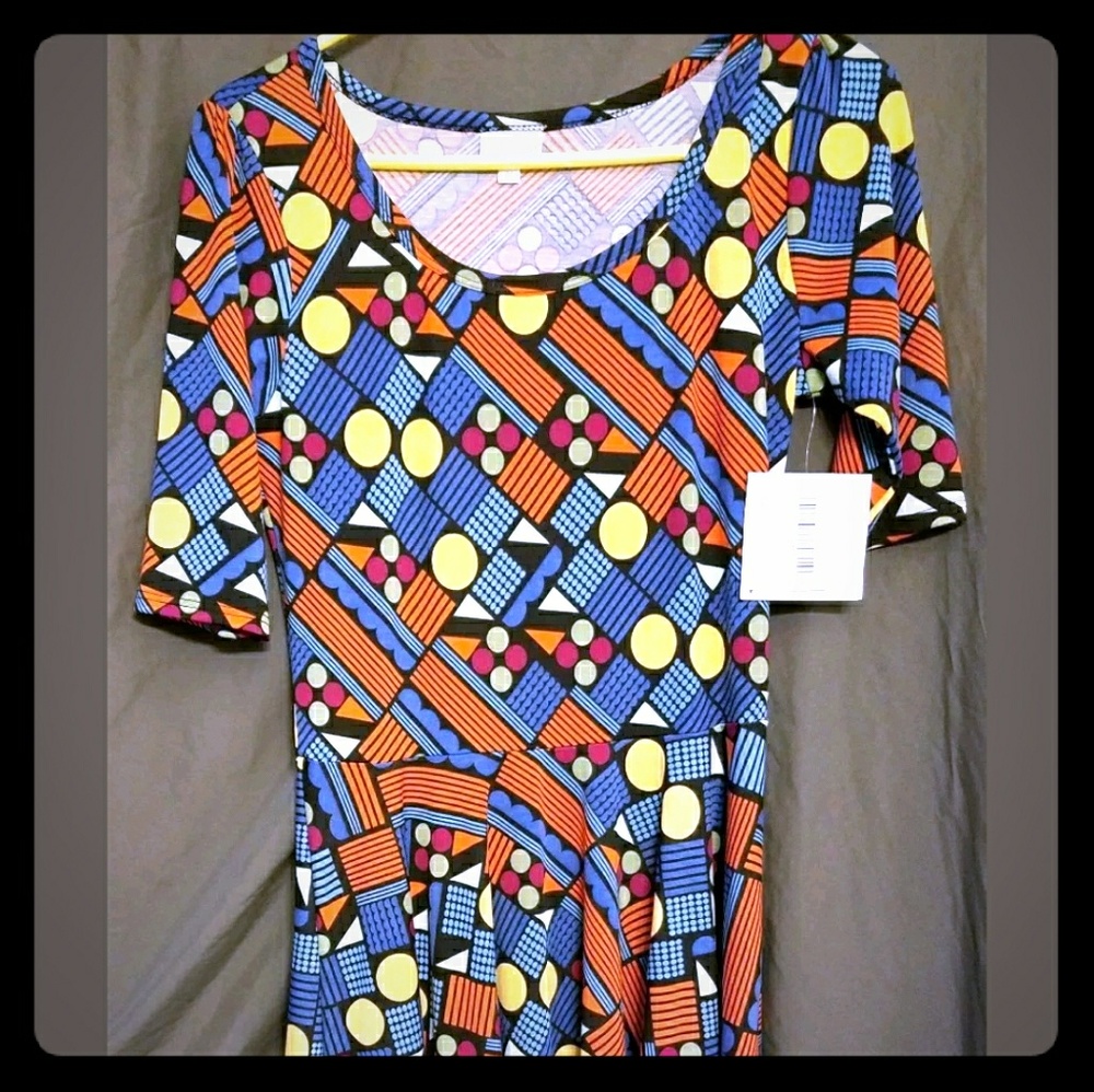 NWT LuLaRoe Medium Nicole Dress