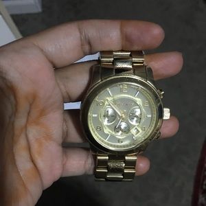 Mk watch
