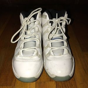 Jordan Retro 11 legends