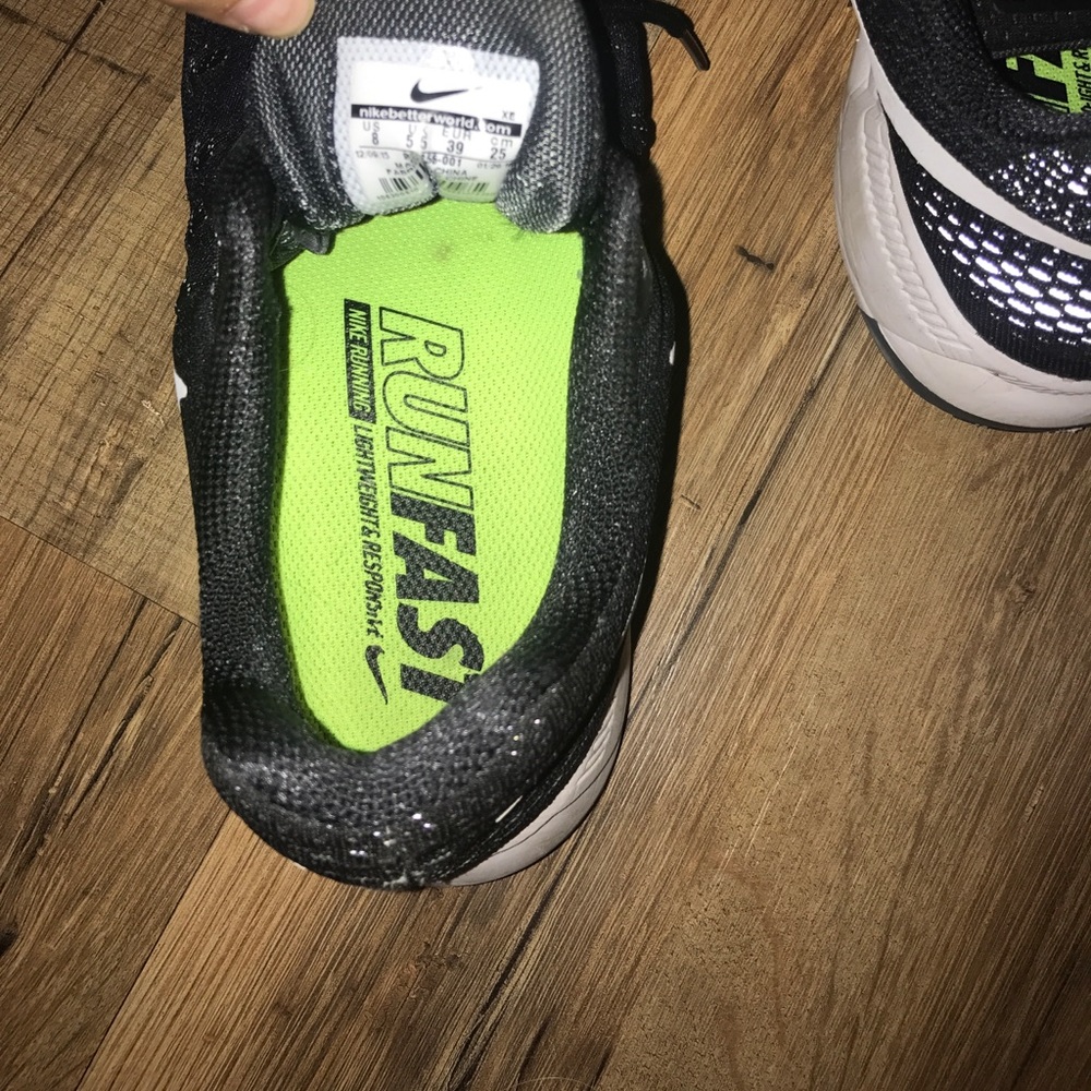 Nike running long distance shoes, great condition - Picture 4 of 4
