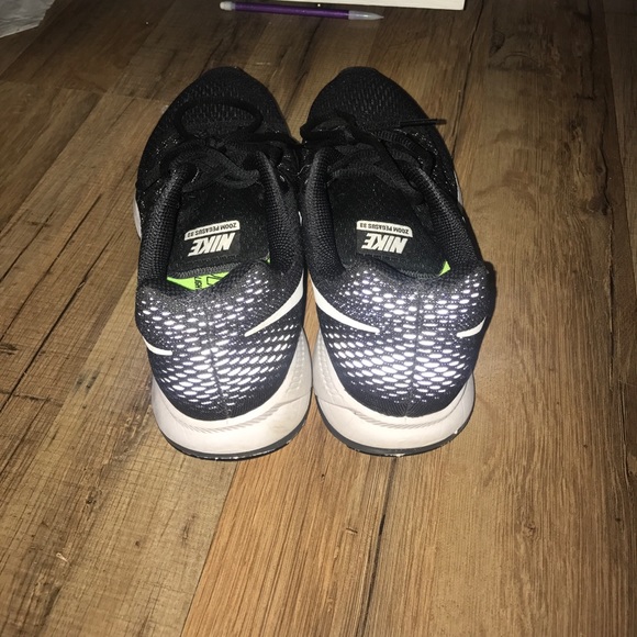 Nike running long distance shoes, great condition - Picture 3 of 4