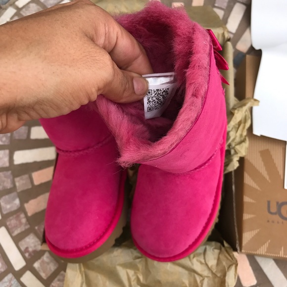 UGG AUTHENTIC KIDS toddler sz 8 new - Picture 5 of 8