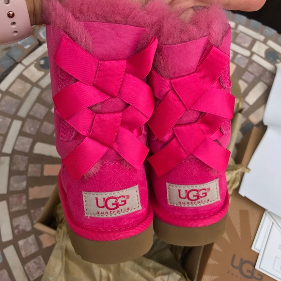 UGG AUTHENTIC KIDS toddler sz 8 new - Picture 2 of 8