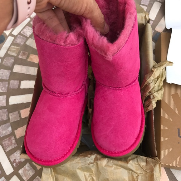 UGG AUTHENTIC KIDS toddler sz 8 new - Picture 6 of 8