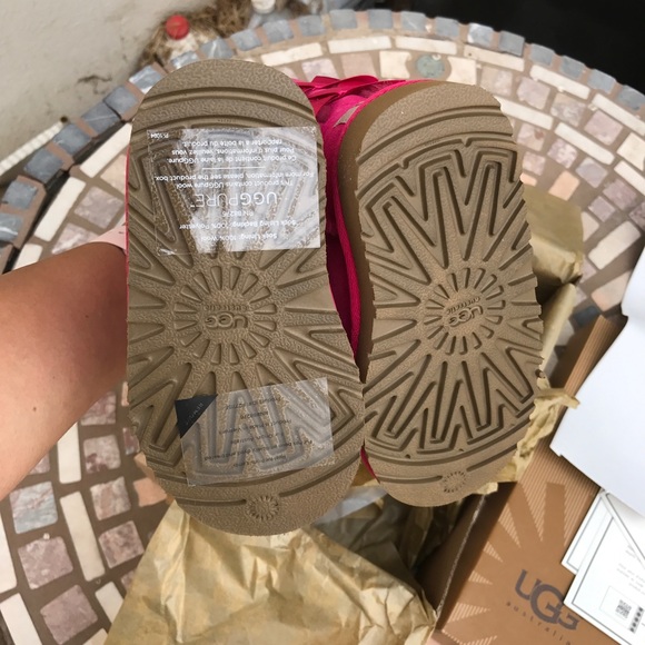 UGG AUTHENTIC KIDS toddler sz 8 new - Picture 7 of 8