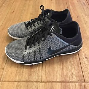 Nike Free TR 6 Women's Size 8.5 Nike Free TR 6 Women's Size 8.5