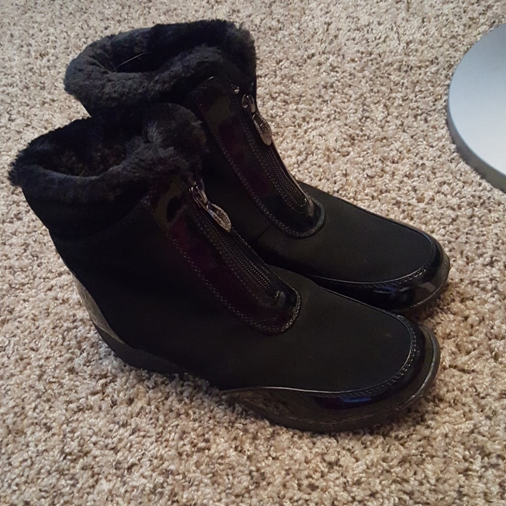 Khombu Ladies’ Alice Zip Boot 2015-2016
