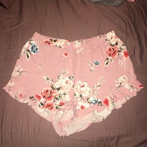 Pac Sun Kendall&Kylie floral shorts NWT