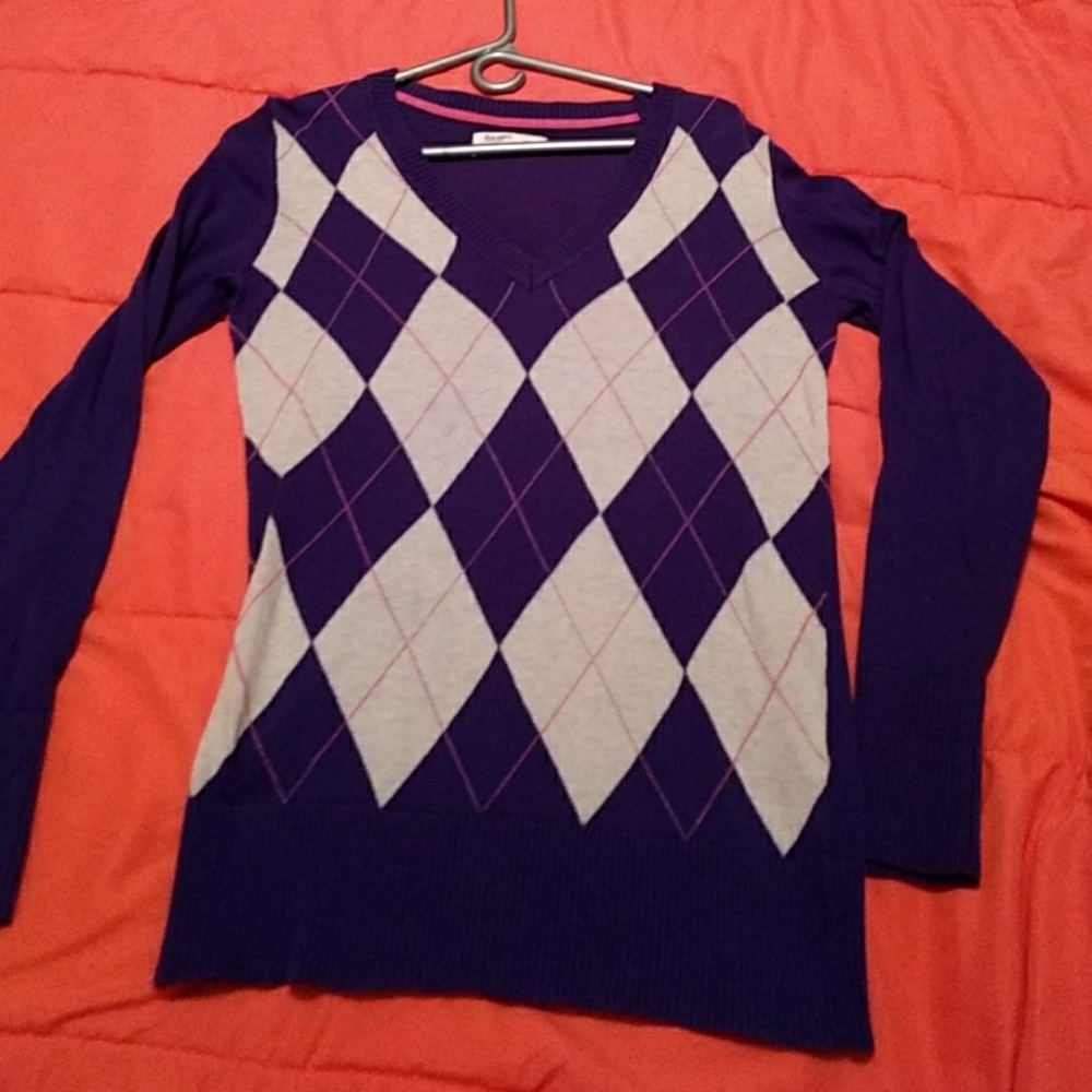 Old Navy sweater.