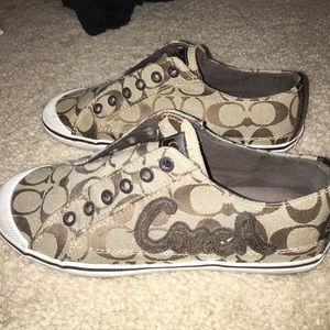 Women's coach shoes size 7 Women's coach shoes size 7