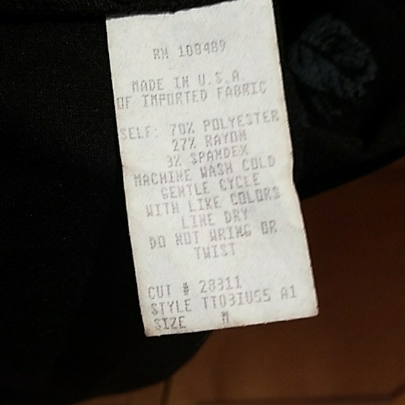 Pretty Ruffle & Roses Top - Picture 5 of 5