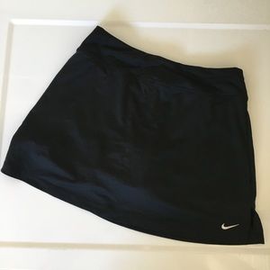 Nike Dri Fit Athletic Skirt w/ Attached Shorts Nike Dri Fit Athletic Skirt w/ Attached Shorts