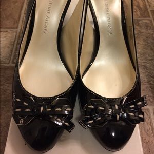 Black slingback heel Black slingback heel
