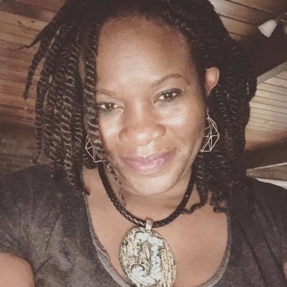 Meet your Posher, Jacqueline