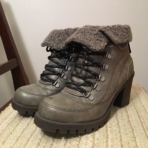 Laced ankle boots Laced ankle boots