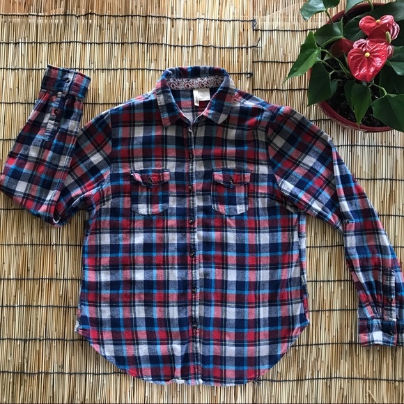 Flannel button up - Picture 1 of 4
