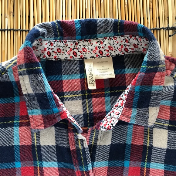 Flannel button up - Picture 2 of 4