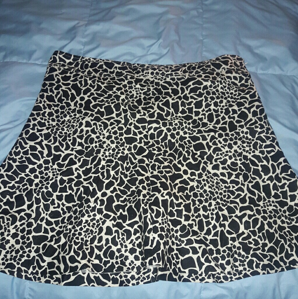 Cute skirt!!