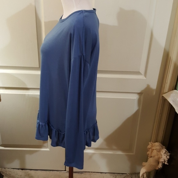 NWT. Rue 21 Blue Long Sleeve Top w/Ruffle. Sz. XL. - Picture 3 of 8