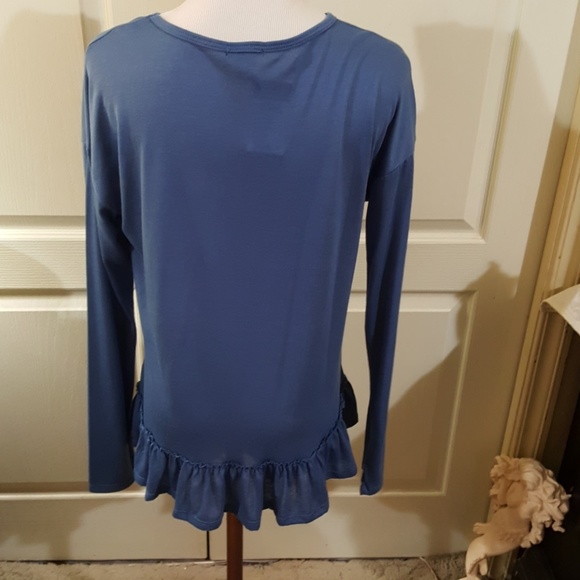 NWT. Rue 21 Blue Long Sleeve Top w/Ruffle. Sz. XL. - Picture 4 of 8