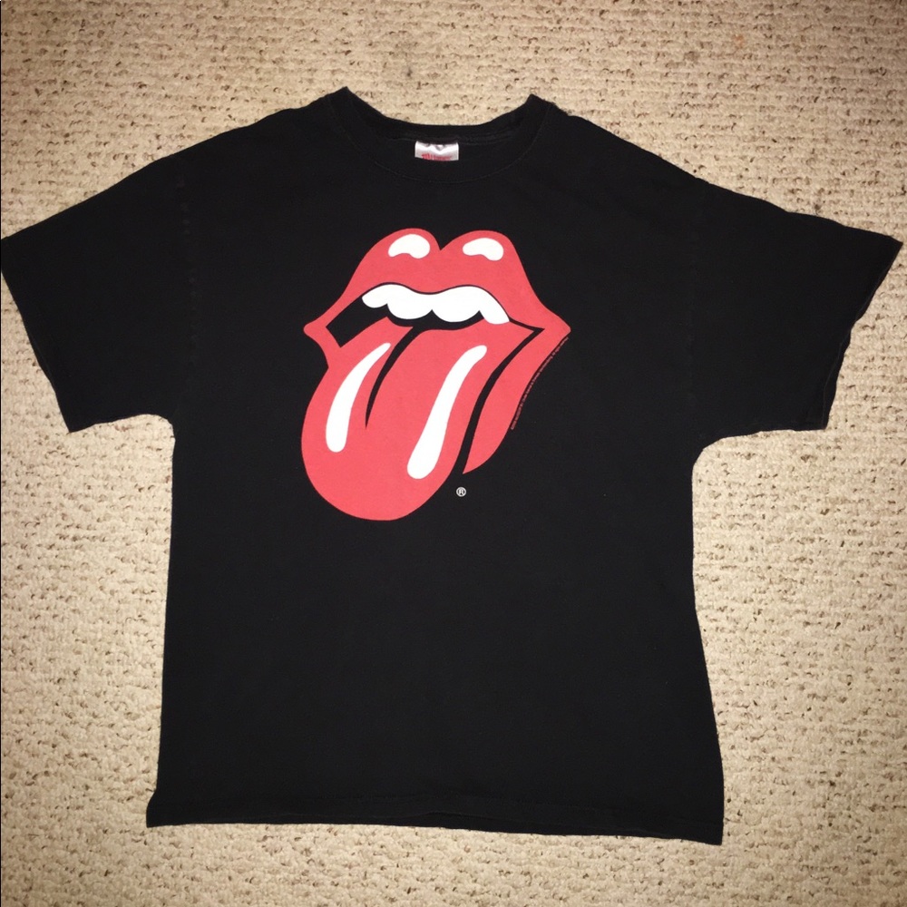 Rolling Stones Distressed Black T 😝