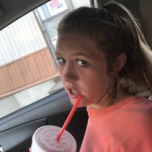 Meet your Posher, Tina