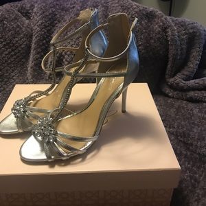 Badgley mischka heels