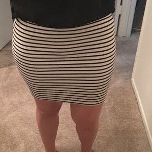 Black and white stripped skirt