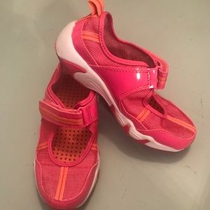 Children's Place Athletic Shoes