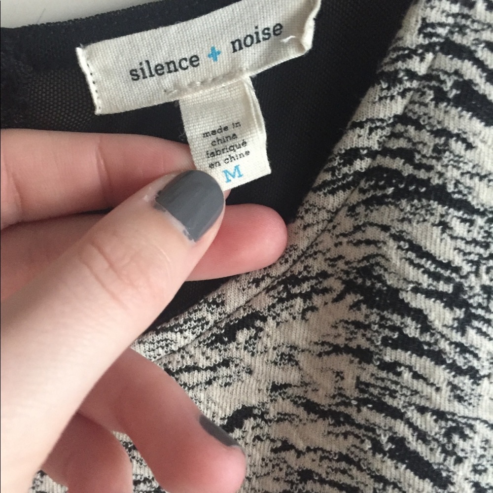 Urban Outfitters- Sheet Back Crop Top - Picture 3 of 3