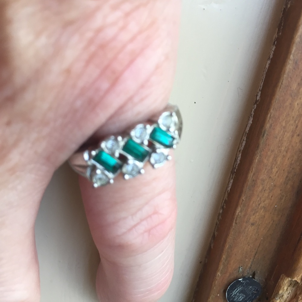 Faux emerald and diamond ring in EUC