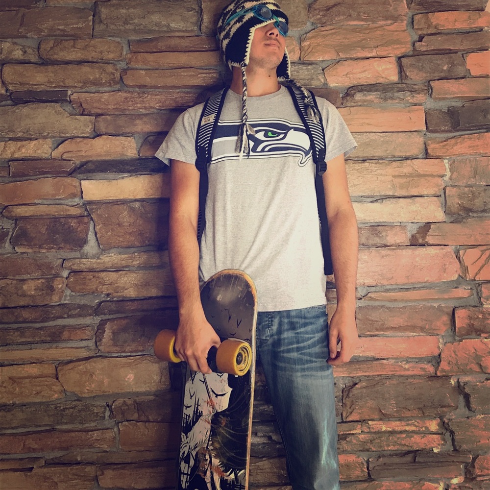 NFL Team Apparel Grey Seahawks T