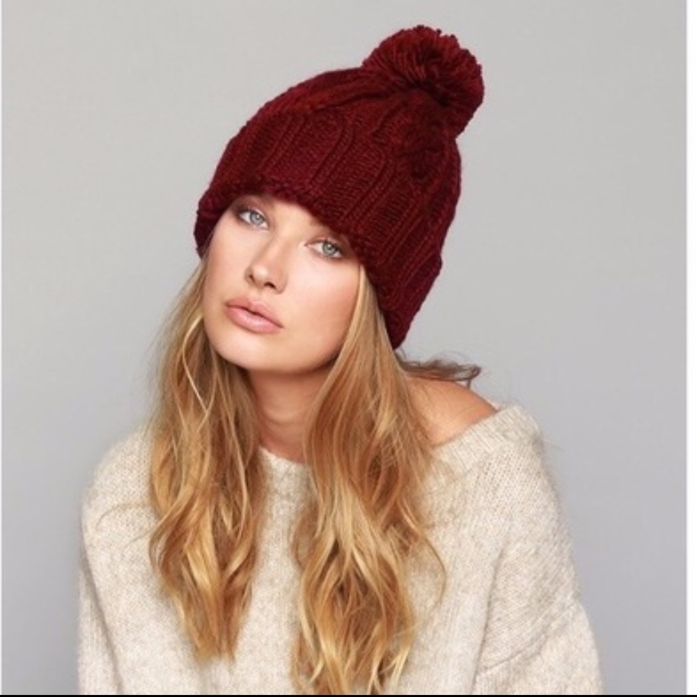 Luxe Cable Knit pom pom beanie - SAME DAY SHIPPING