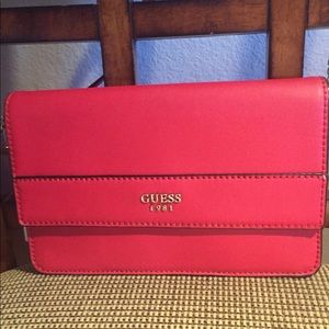 NWT Guess cross body