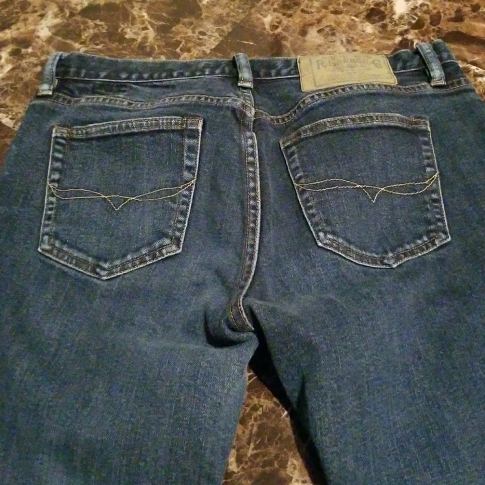 Jeans - Picture 2 of 4