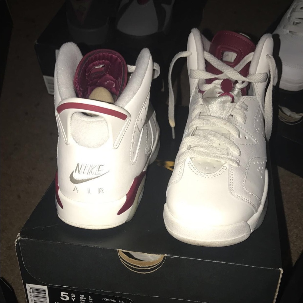 Jordan Maroon 6s